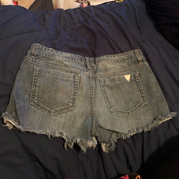 Guess denim shorts - Picture 1 of 3
